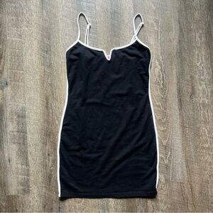 Black and white Edikted Pascal sweetheart mini dress sixe extra small